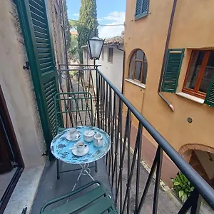 https://il-terrazzino.it-tuscanyhotel.com